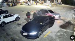 新马第二通道油站发生枪击案致一死 马国警方逮捕三嫌犯